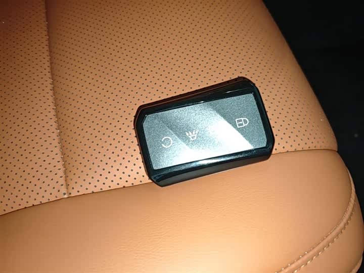 Dongfeng Z9 GE Hybrid 2025 2025款 135KM 四驱豪华版