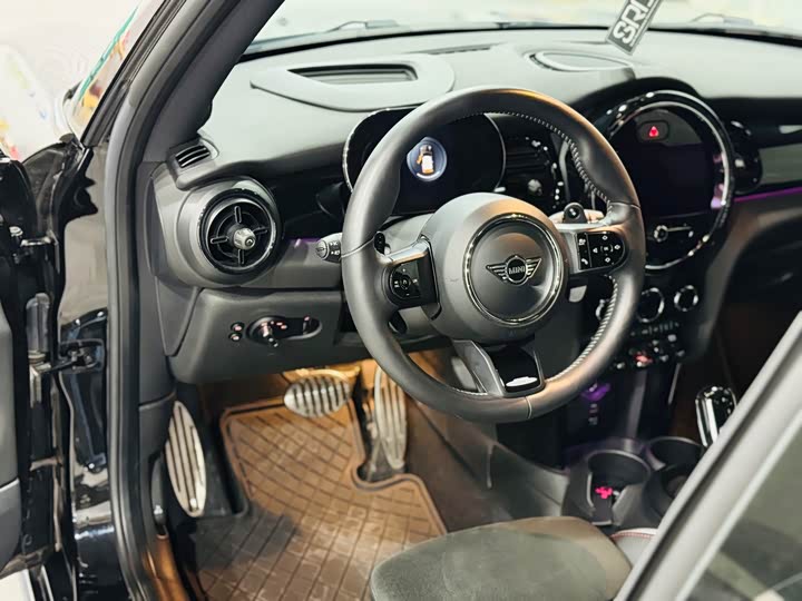Mini Mini JCW 2022 2022款 改款 2.0T JOHN COOPER WORKS ALL-IN