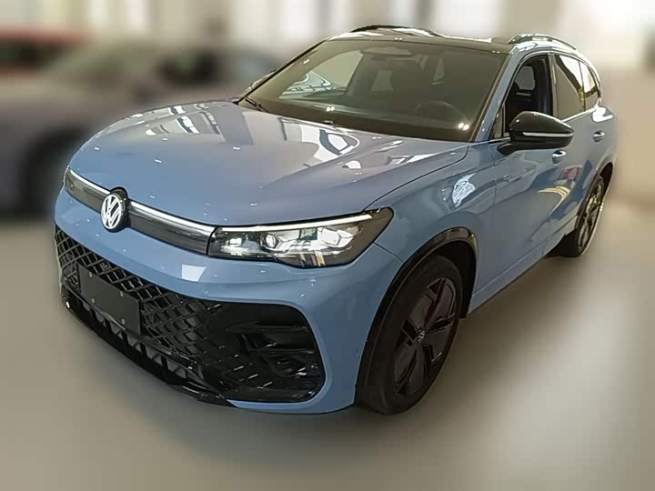 Фото 3 - Volkswagen Tiguan L Pro