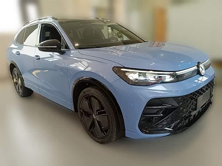 Фото 7 - Volkswagen Tiguan L Pro