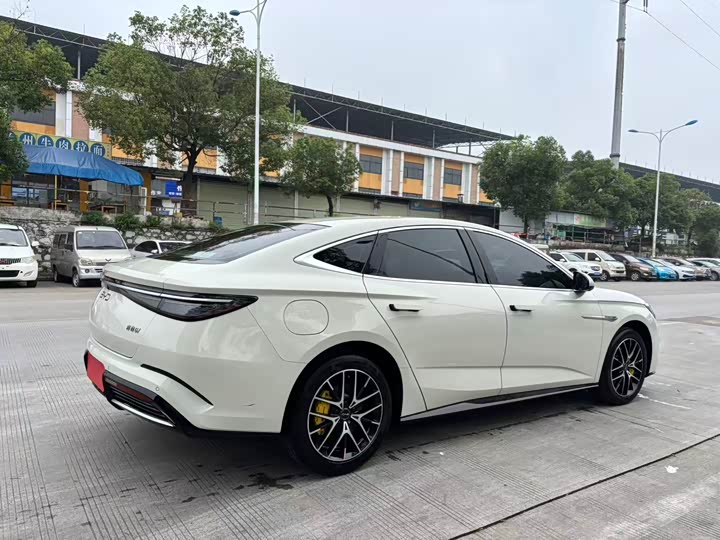 BYD Seal 07 DM-i Hybrid 2025 2025款 DM-i 1.5L 125km 精英型
