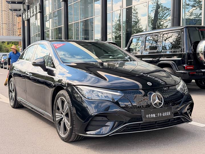Фото 4 - Mercedes-Benz EQE