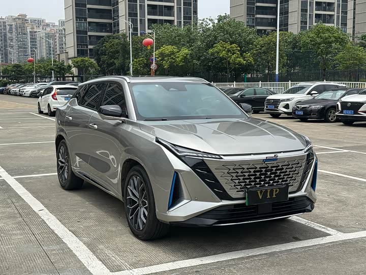 2023 Changan Oshan Z6 Hybrid