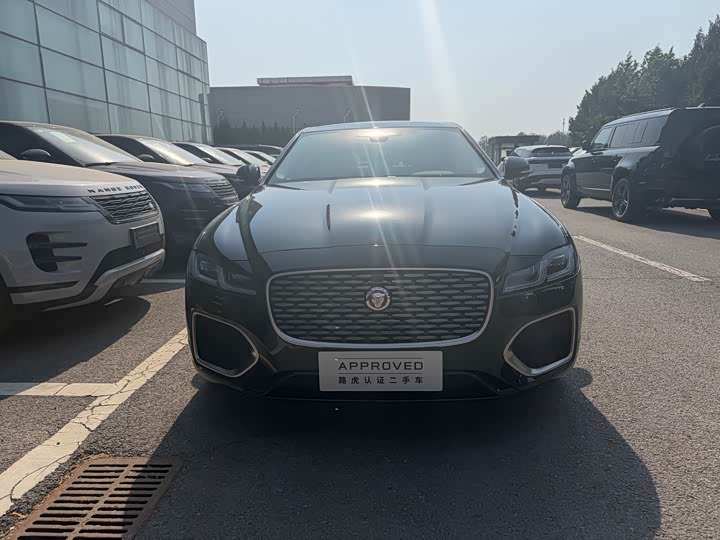 Фото 3 - Jaguar XF L