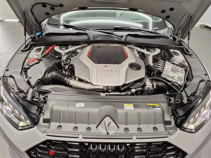 Zdjęcie 8 - Audi RS 5