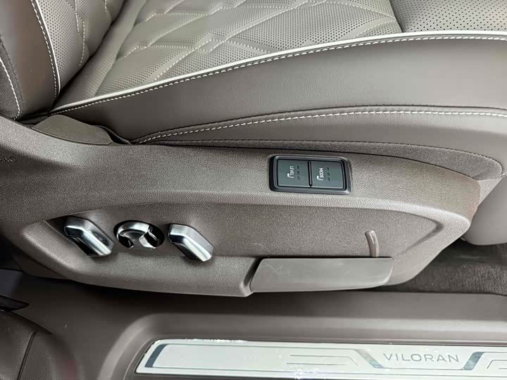 Volkswagen Viloran 2024 2024款 380TSI 尊贵版