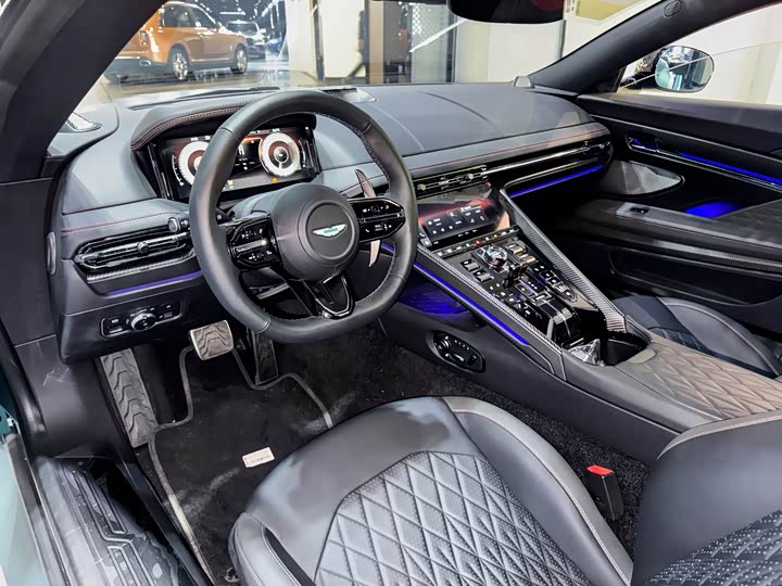 Aston Martin DB12 2025 2025款 4.0T V8 Coupe