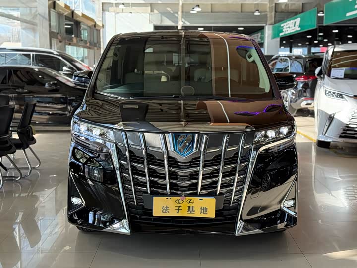 Фото 2 - Toyota Alphard