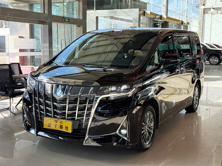 Фото 4 - Toyota Alphard