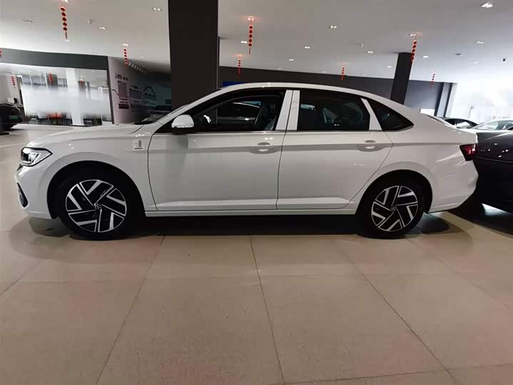 Volkswagen Sagitar L 2026 2026款 3000万辆甄选款 300TSI DSG 飞越版