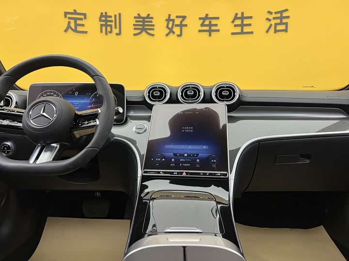 Фото 9 - Mercedes-Benz C-Class