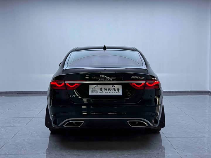 2025 Jaguar XF L