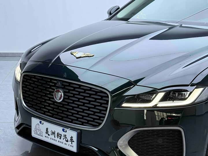 Jaguar XF L 2025 2025款 2.0T P250 两驱尊享豪华版
