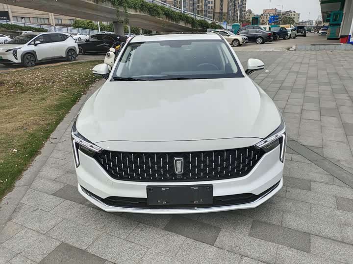 Bestune B70 2023 2023款 第三代 1.5T 自动乐享型70周年纪念版