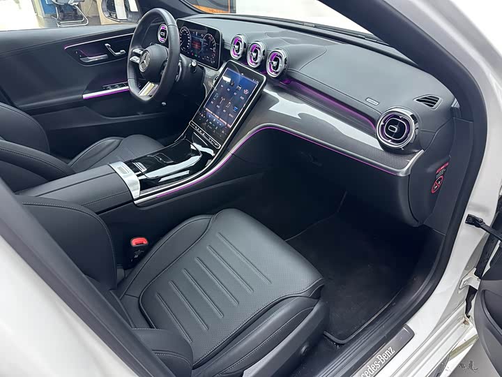 صورة 6 - Mercedes-Benz C-Class Hybrid