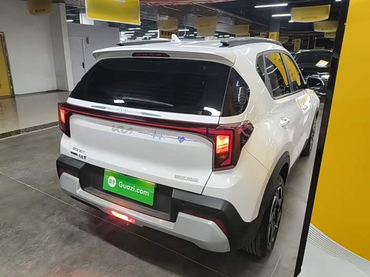 Kia Sonet 2024 2024款 1.5L 舒适版