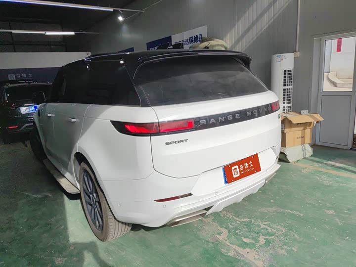 Zdjęcie 6 - Land Rover Range Rover Sport
