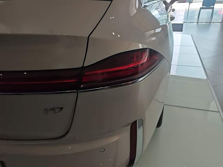 Roewe M7 DMH 2025 2025款 160km臻享版