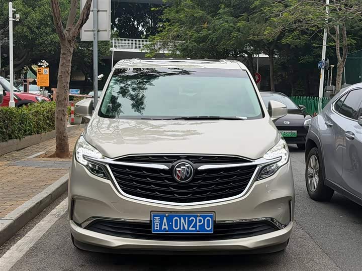 Zdjęcie 2 - Buick GL8 ES