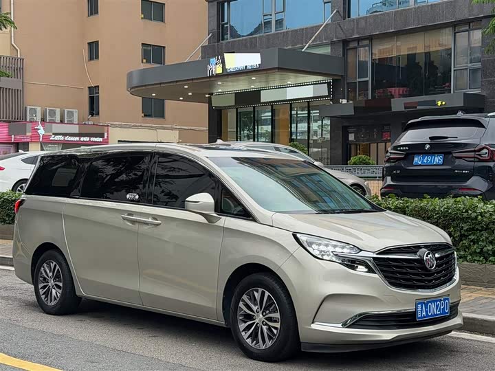 Zdjęcie 3 - Buick GL8 ES