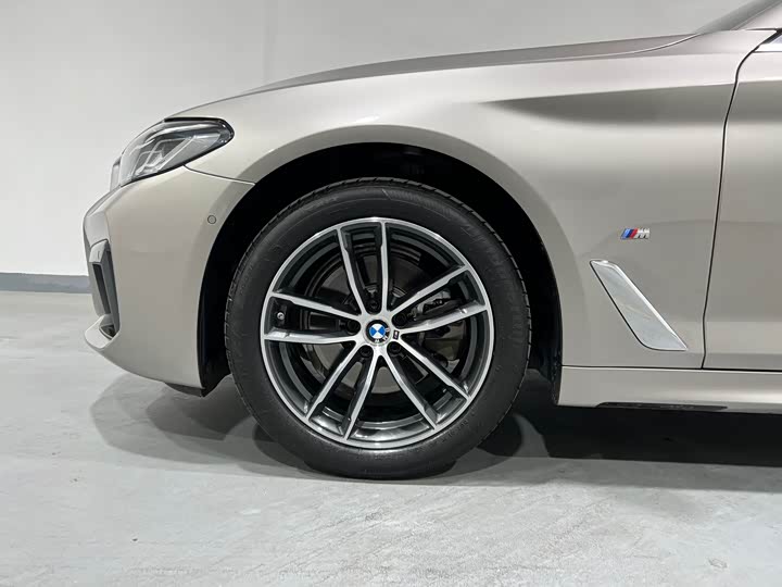 Фото 4 - BMW 5 Series