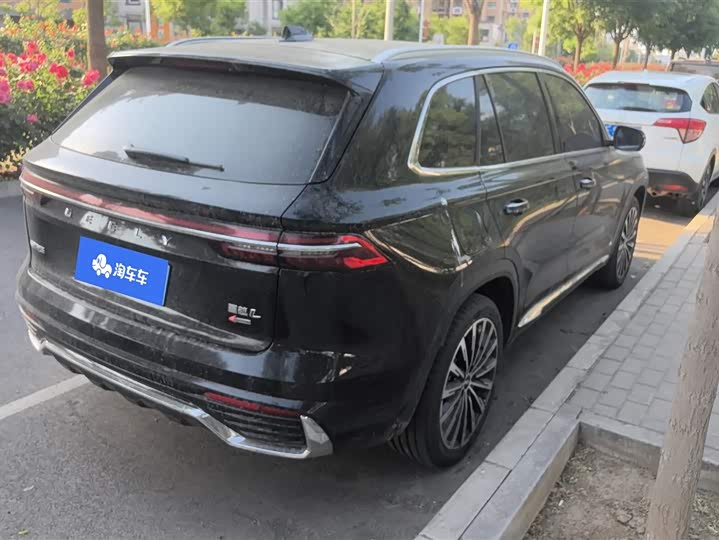 Photo 3 - Geely Monjaro