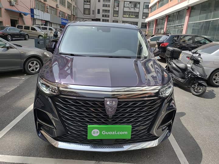 Фото 3 - Roewe iMax 8