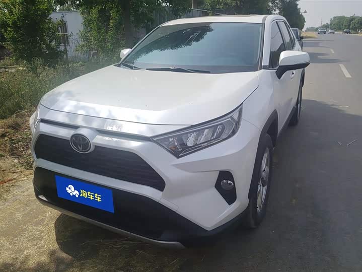 Photo 1 - Toyota RAV4