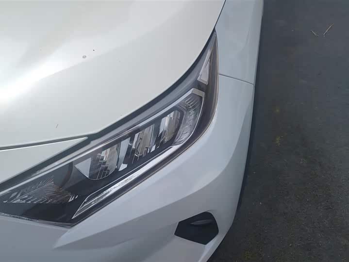 Photo 5 - Toyota RAV4