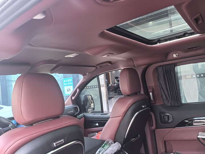 Ford Tourneo 2024 2024款 2.0T 自动致尊Plus版