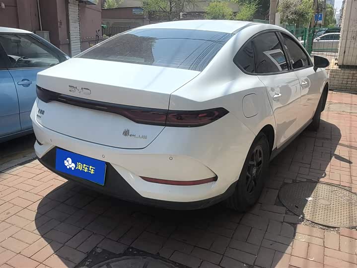 Фото 3 - BYD Qin Plus
