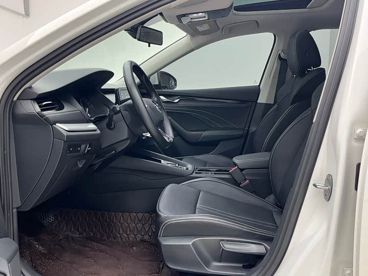 Zdjęcie 8 - Skoda Octavia Pro