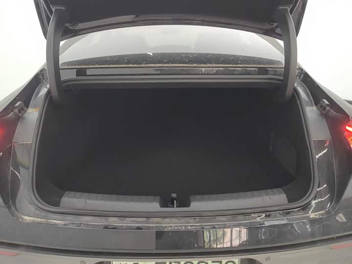 Geely Galaxy Starshine 8 EM-i 2025 2025款 130km EM-i 旗舰版