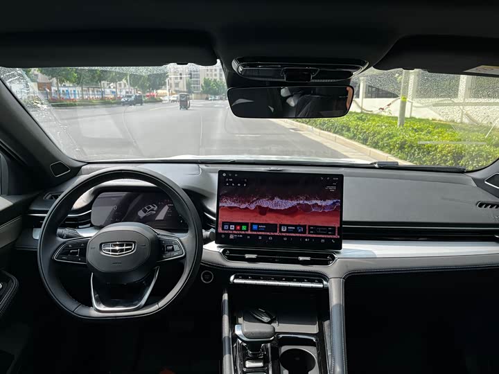 Geely Preface 2026 2026款 东方曜 1.5TD 昆仑版