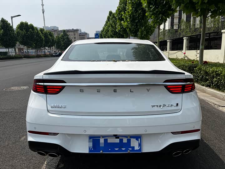 Geely Preface 2026 2026款 东方曜 1.5TD 昆仑版