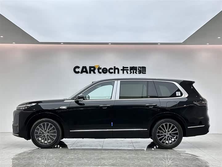 Geely Galaxy M9 2025 2025款 230km 两驱探索版