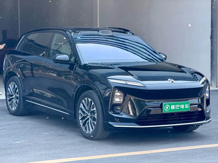 Фото 3 - Nio ES6