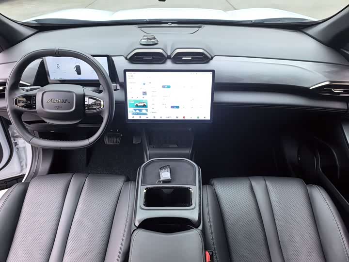 Фото 7 - Dongfeng Aeolus L7