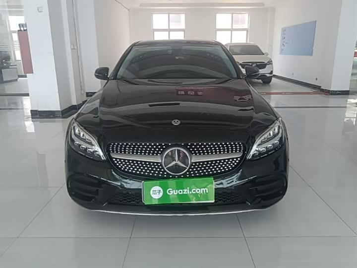 Photo 3 - Mercedes-Benz C-Class