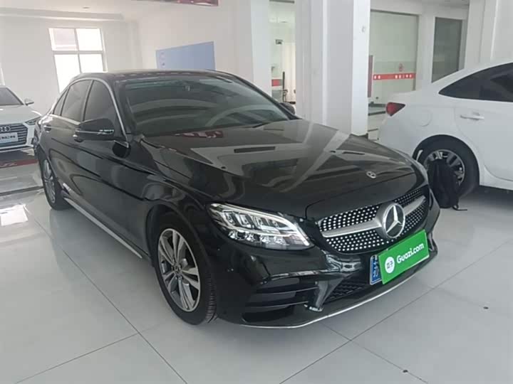 Photo 4 - Mercedes-Benz C-Class