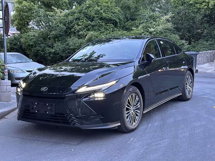 2026 Lexus ES