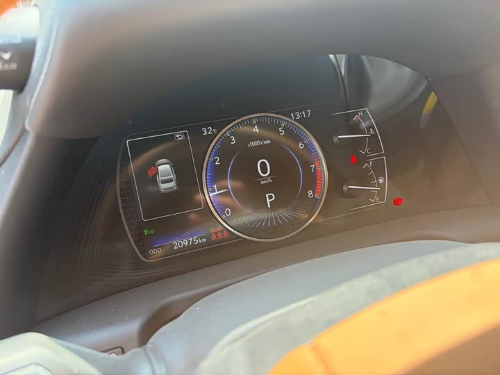Фото 4 - Lexus ES