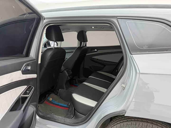 Jetta VS7 2024 2024款 280TSI 自动荣耀版