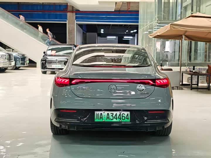 Фото 5 - Mercedes-Benz EQE