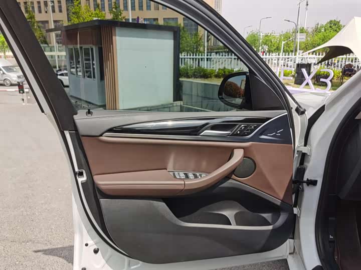 Фото 9 - BMW X3