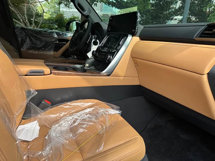 2025 Lexus LX