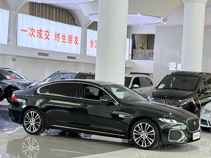 Zdjęcie 3 - Jaguar XF L