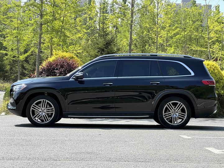 صورة 8 - Mercedes-Benz GLS-Class