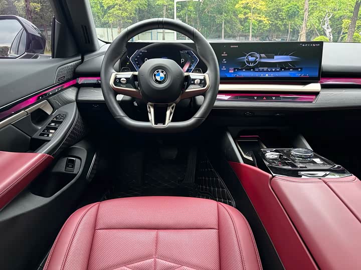 Фото 6 - BMW 5 Series