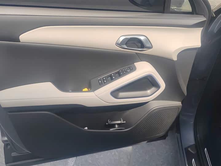 BYD Yuan Up 2025 2025款 智驾版 401KM 活力版
